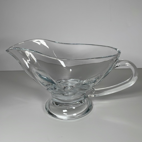 Clear Glass Gravy Boat - Picture 11 of 12
